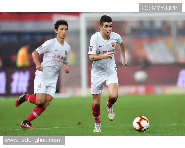 上海上港与鲁能精彩对决录像回放全程回顾与精彩瞬间解析 上海上港与鲁能精彩对决录像回放全程回顾与精彩瞬间解析