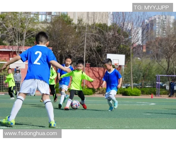 足球明星在比赛中如何巧妙应对小便问题的独特策略与经验分享 足球明星在比赛中如何巧妙应对小便问题的独特策略与经验分享